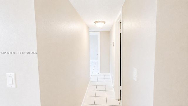 7345 W 4th Avenue 402, Hialeah, FL 33014