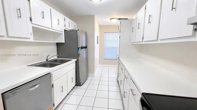 7345 W 4th Avenue 402, Hialeah, FL 33014