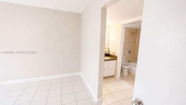 7345 W 4th Avenue 402, Hialeah, FL 33014