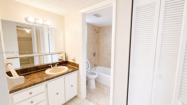 7345 W 4th Avenue 402, Hialeah, FL 33014