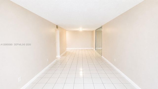 7345 W 4th Avenue 402, Hialeah, FL 33014