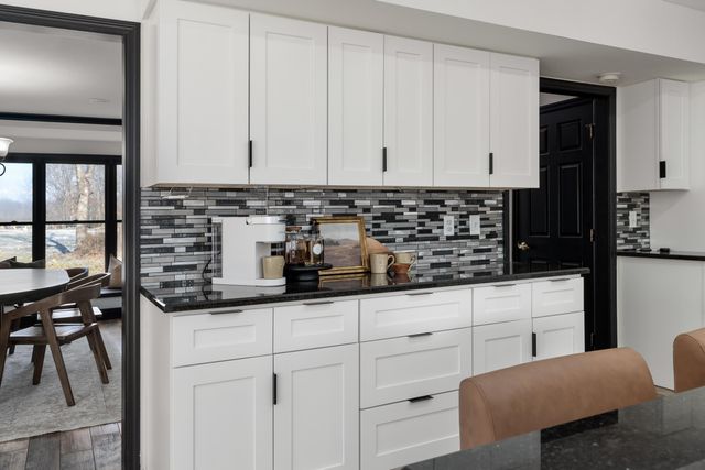 9044 Esin Court, Powell, OH 43065