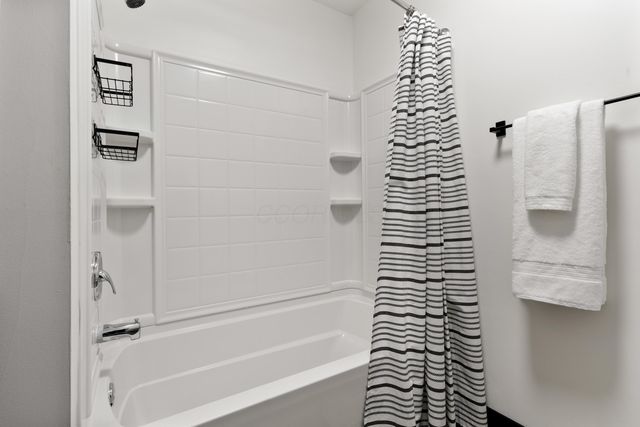 9044 Esin Court, Powell, OH 43065