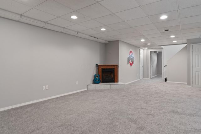 9044 Esin Court, Powell, OH 43065