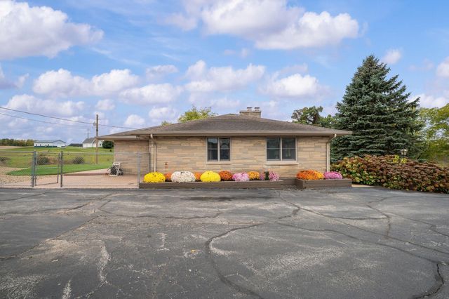 1968 Mount Tabor 2 Road, Berrien Springs, MI 49103