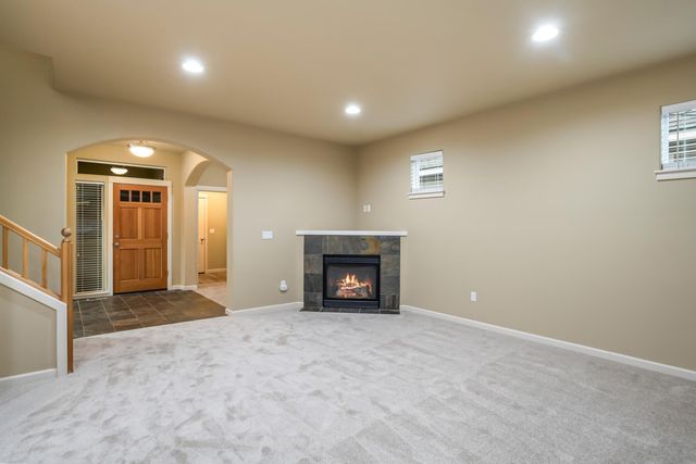63020 NE Amherst Place, Bend, OR 97701