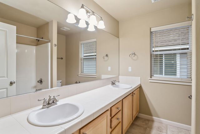 63020 NE Amherst Place, Bend, OR 97701