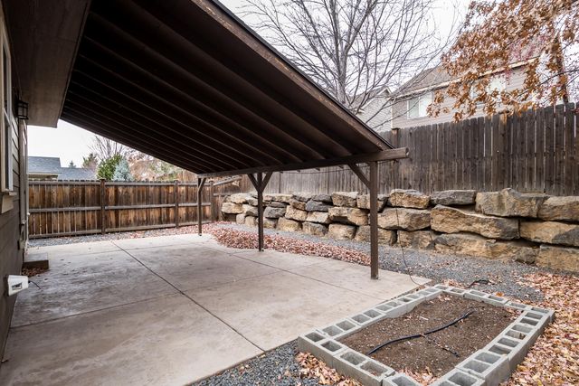 63020 NE Amherst Place, Bend, OR 97701