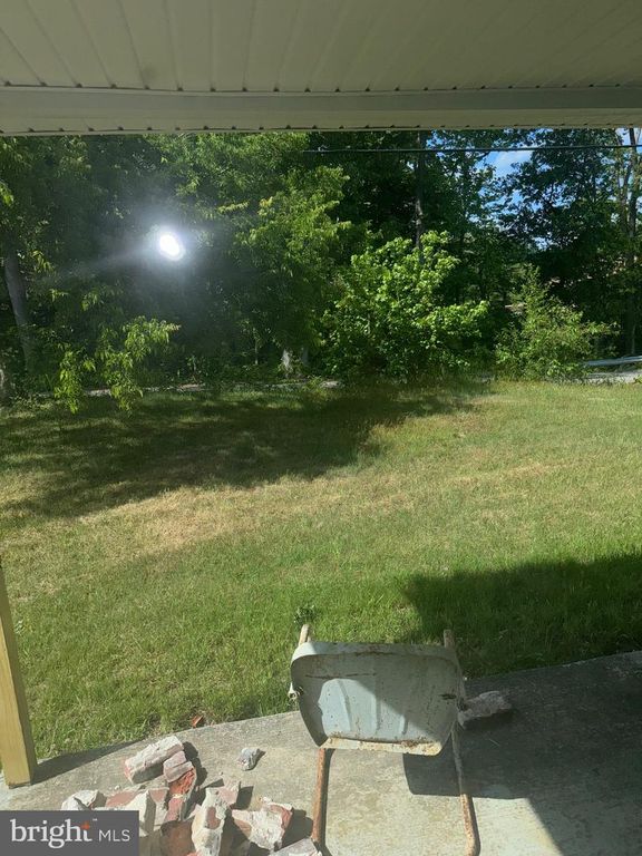Image 17 of property listing at 1650 SKINNERS TURN RD, Owings, MD 20736