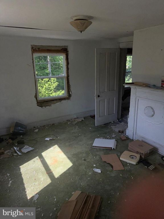 Image 31 of property listing at 1650 SKINNERS TURN RD, Owings, MD 20736