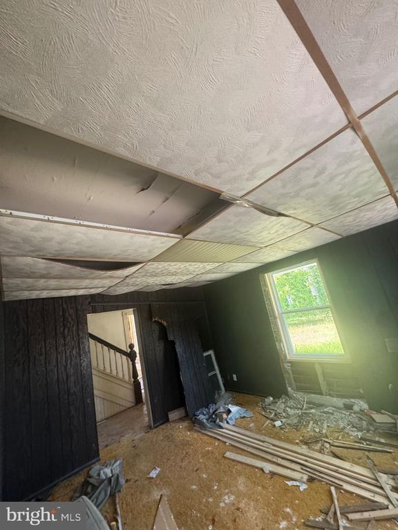 Image 34 of property listing at 1650 SKINNERS TURN RD, Owings, MD 20736