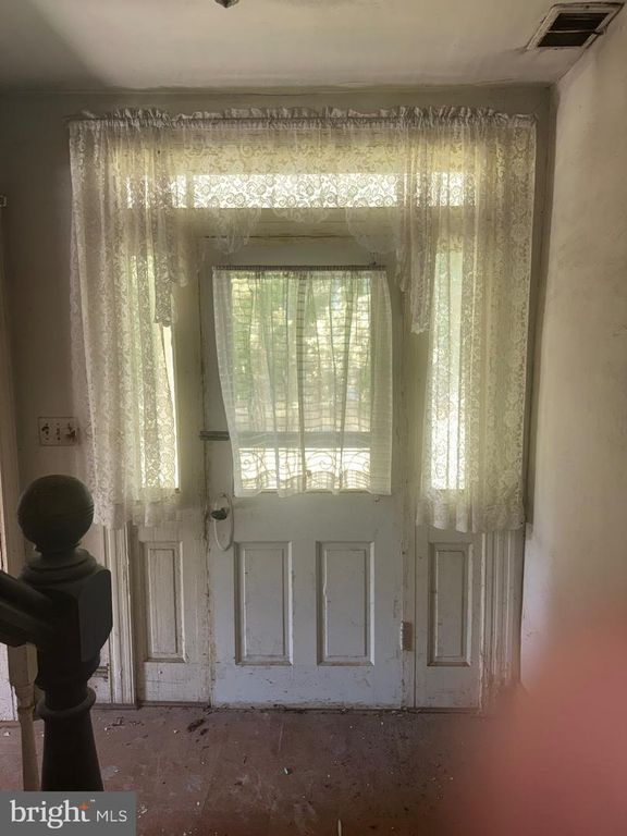 Image 44 of property listing at 1650 SKINNERS TURN RD, Owings, MD 20736