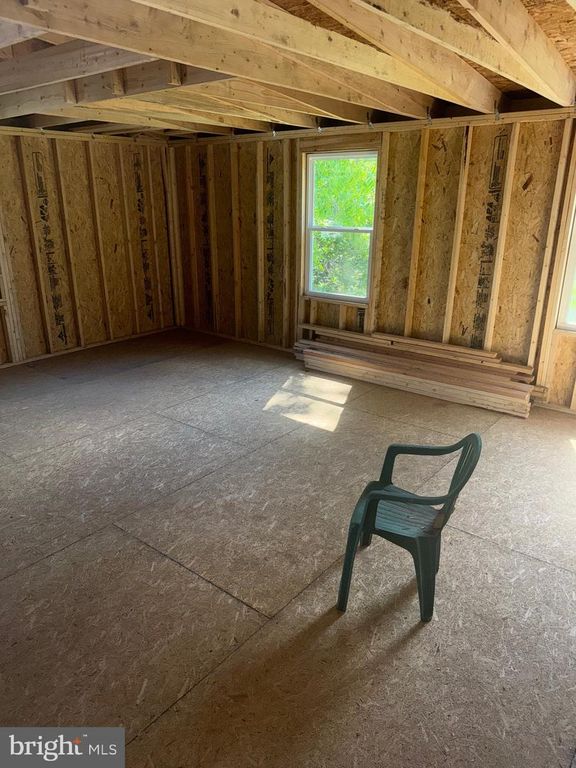 Image 55 of property listing at 1650 SKINNERS TURN RD, Owings, MD 20736