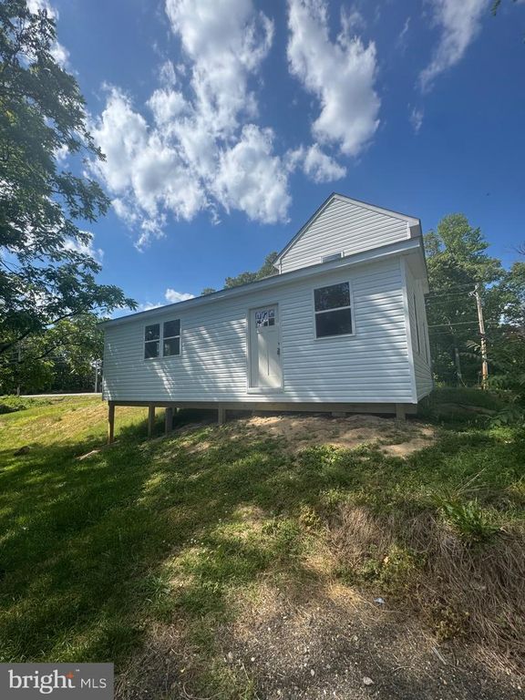 Image 63 of property listing at 1650 SKINNERS TURN RD, Owings, MD 20736