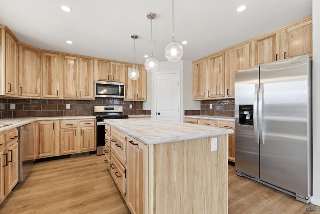 1661.125 E PHILADELPHIA, Rapid City, SD 57701