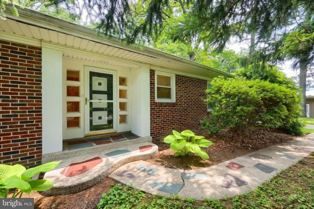 2850 IRONSTONE HILL RD, York, PA 17403