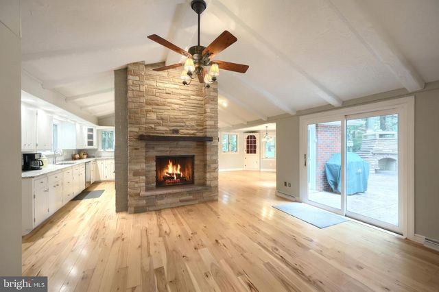 2850 IRONSTONE HILL RD, York, PA 17403