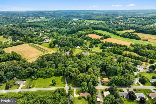 2850 IRONSTONE HILL RD, York, PA 17403