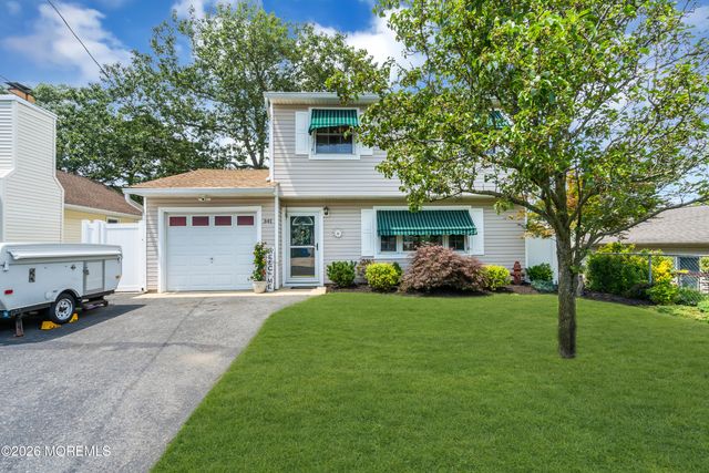 341 17th Avenue, Brick, NJ 08724