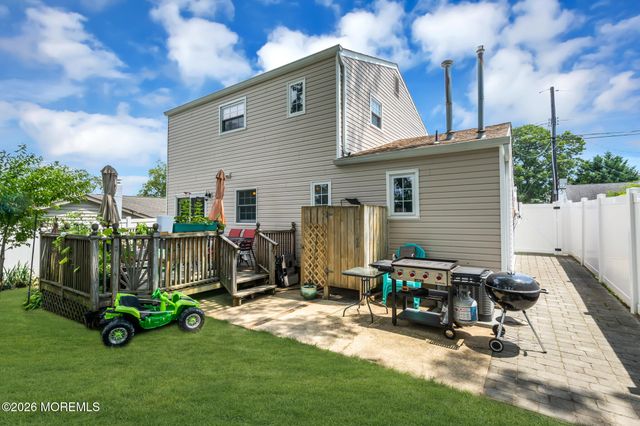 341 17th Avenue, Brick, NJ 08724