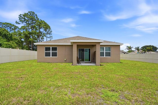 1572 SW Paar Drive, Port St. Lucie, FL 34953