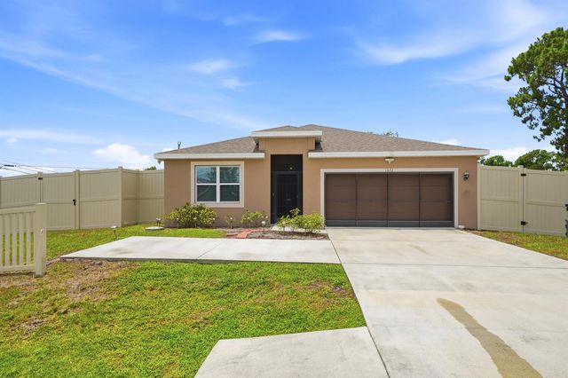 1572 SW Paar Drive, Port St. Lucie, FL 34953