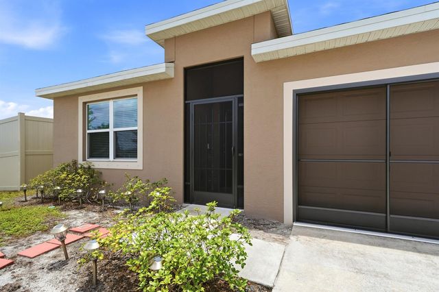 1572 SW Paar Drive, Port St. Lucie, FL 34953