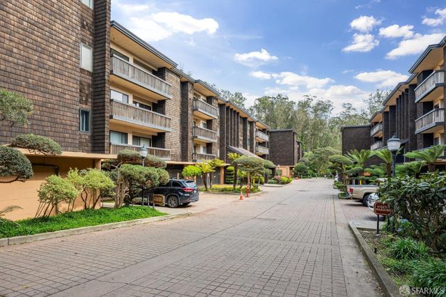 2770 19th Avenue 52, San Francisco, CA 94132