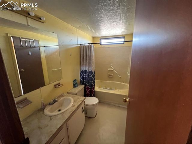 7825 Boone Road, Yoder, CO 80864