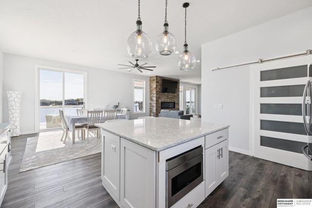 734 Cobblestone Pointe, Ashland, NE 68003