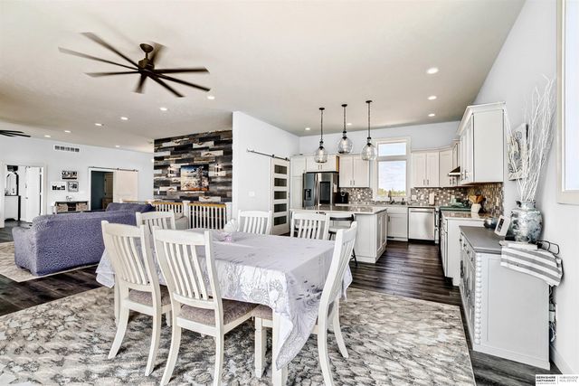 734 Cobblestone Pointe, Ashland, NE 68003