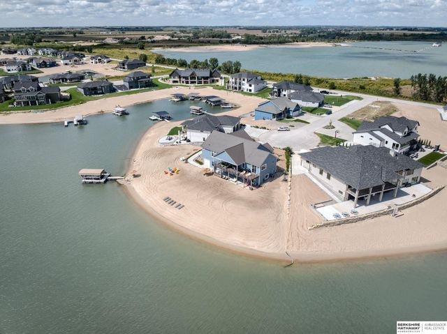 734 Cobblestone Pointe, Ashland, NE 68003