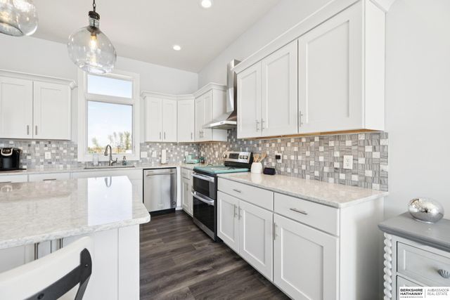 734 Cobblestone Pointe, Ashland, NE 68003