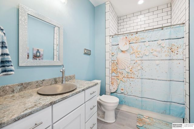 734 Cobblestone Pointe, Ashland, NE 68003