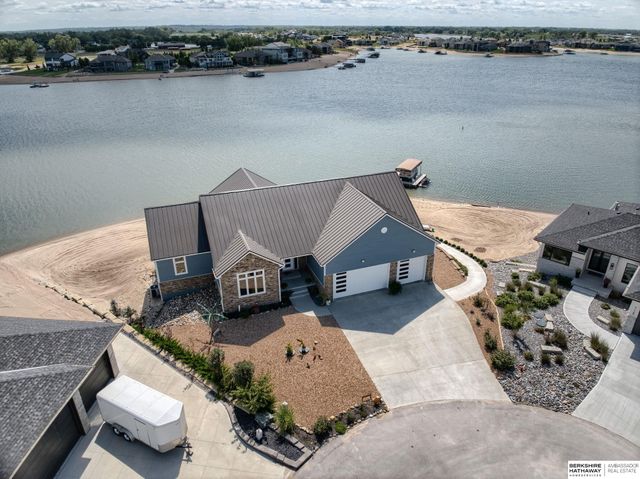 734 Cobblestone Pointe, Ashland, NE 68003