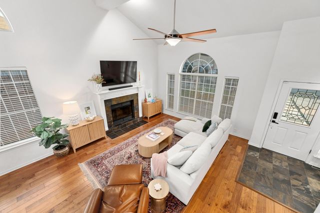 4802 Alta Loma DR, Austin, TX 78749