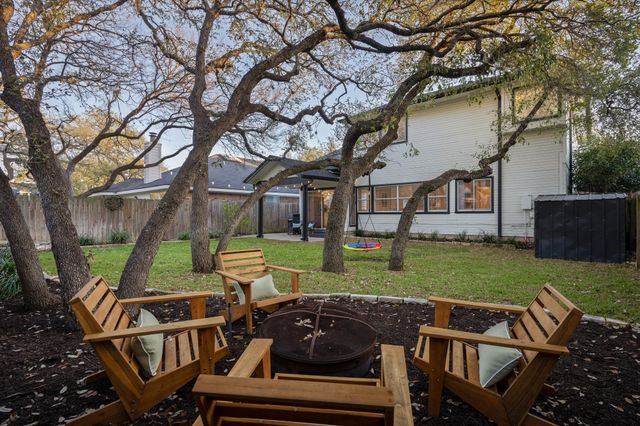 4802 Alta Loma DR, Austin, TX 78749