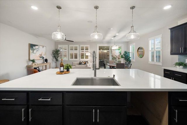 12706 Thornberg Way, Rancho Cordova, CA 95742