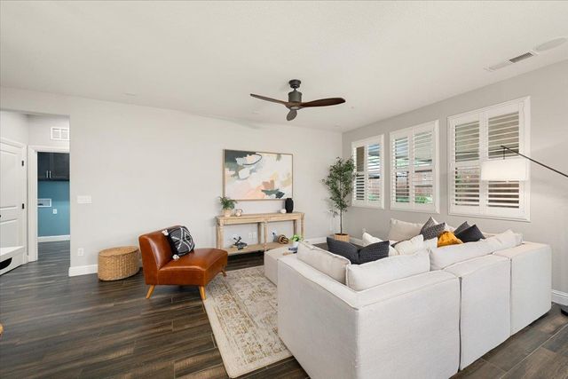 12706 Thornberg Way, Rancho Cordova, CA 95742