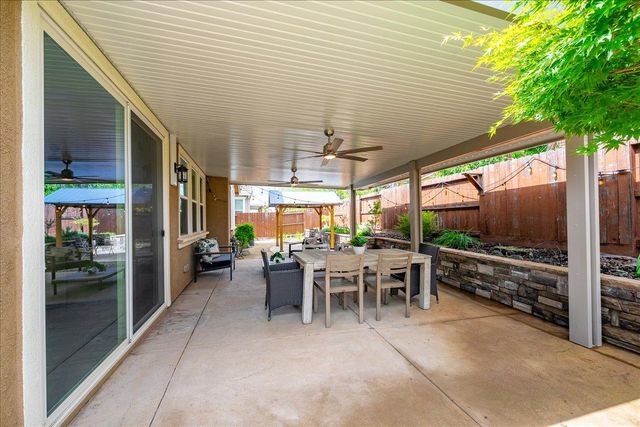 12706 Thornberg Way, Rancho Cordova, CA 95742