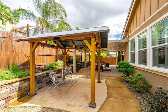 12706 Thornberg Way, Rancho Cordova, CA 95742
