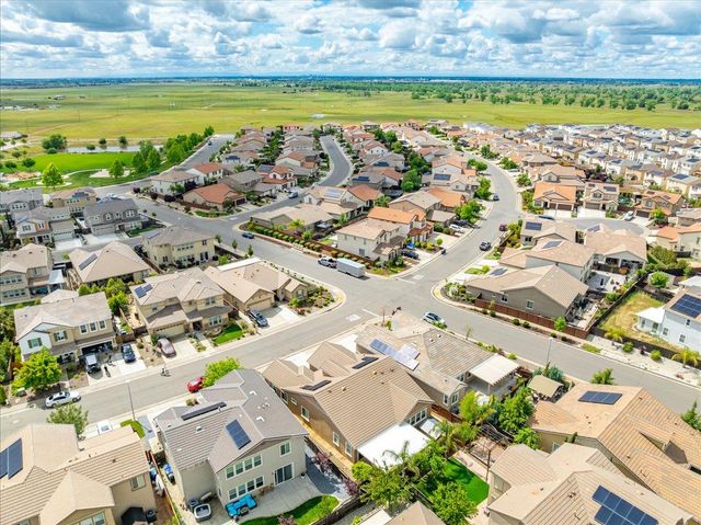 12706 Thornberg Way, Rancho Cordova, CA 95742