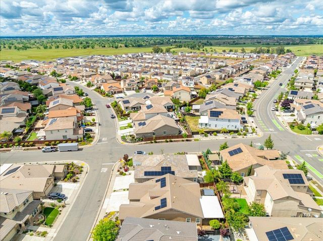 12706 Thornberg Way, Rancho Cordova, CA 95742
