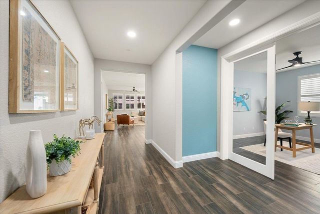 12706 Thornberg Way, Rancho Cordova, CA 95742