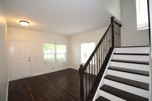 2835 Cedar Glade Drive, Naperville, IL 60564