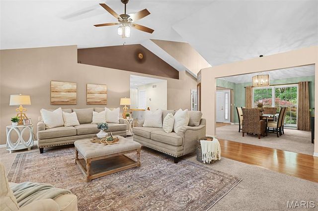 6 Jenn Laur Drive, Edwardsville, IL 62025
