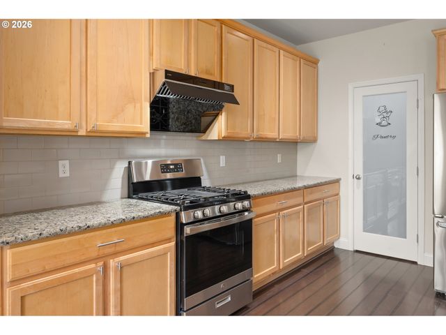 1190 PEASCOD Dr, Eugene, OR 97402