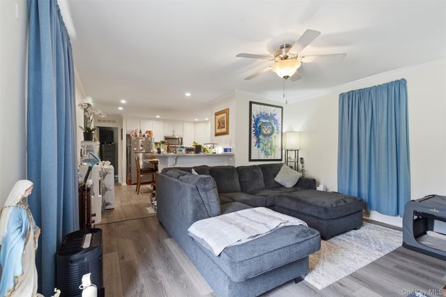 621 Sheafe 162, Poughkeepsie, NY 12601