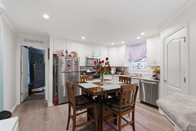 621 Sheafe 162, Poughkeepsie, NY 12601