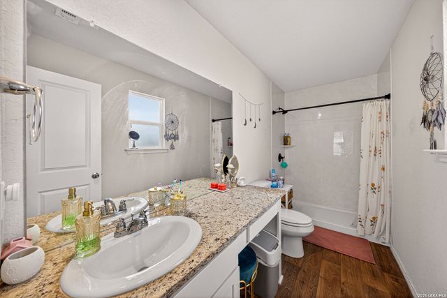 1050 Cozumel Emerald, San Antonio, TX 78253
